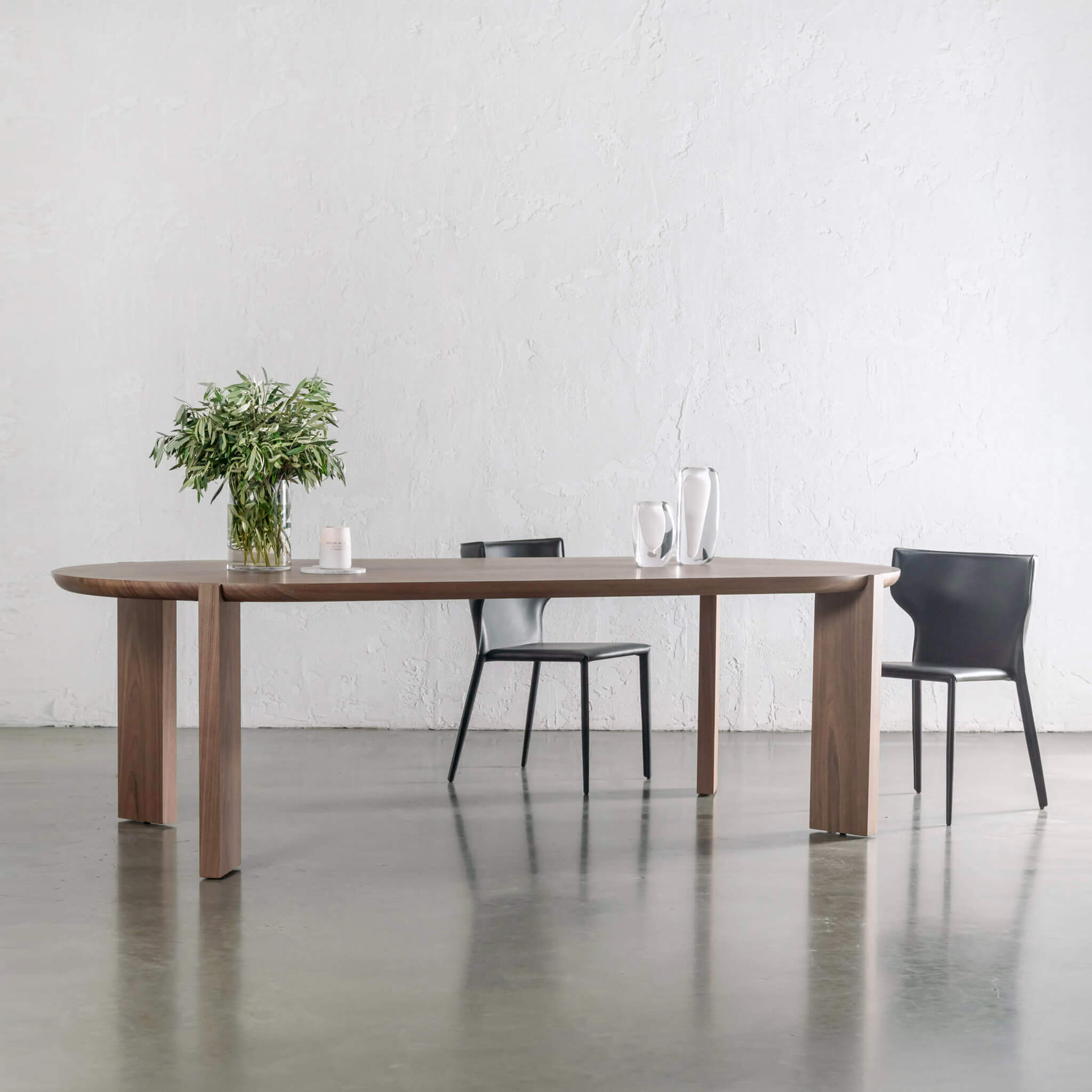 Cassan Rounded Dining Table – 240cm