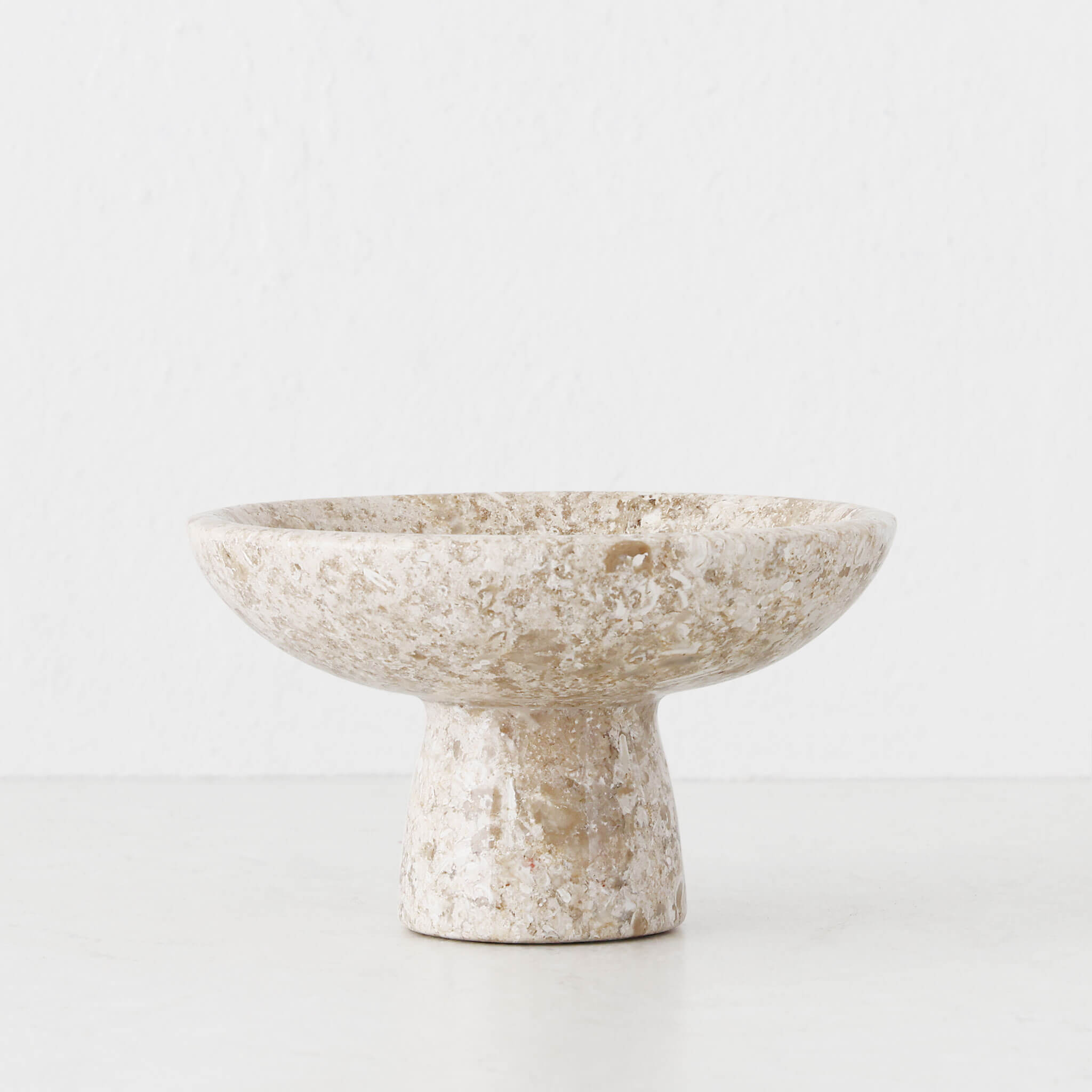 Bayan Footed Dish – Organic Crema Marble