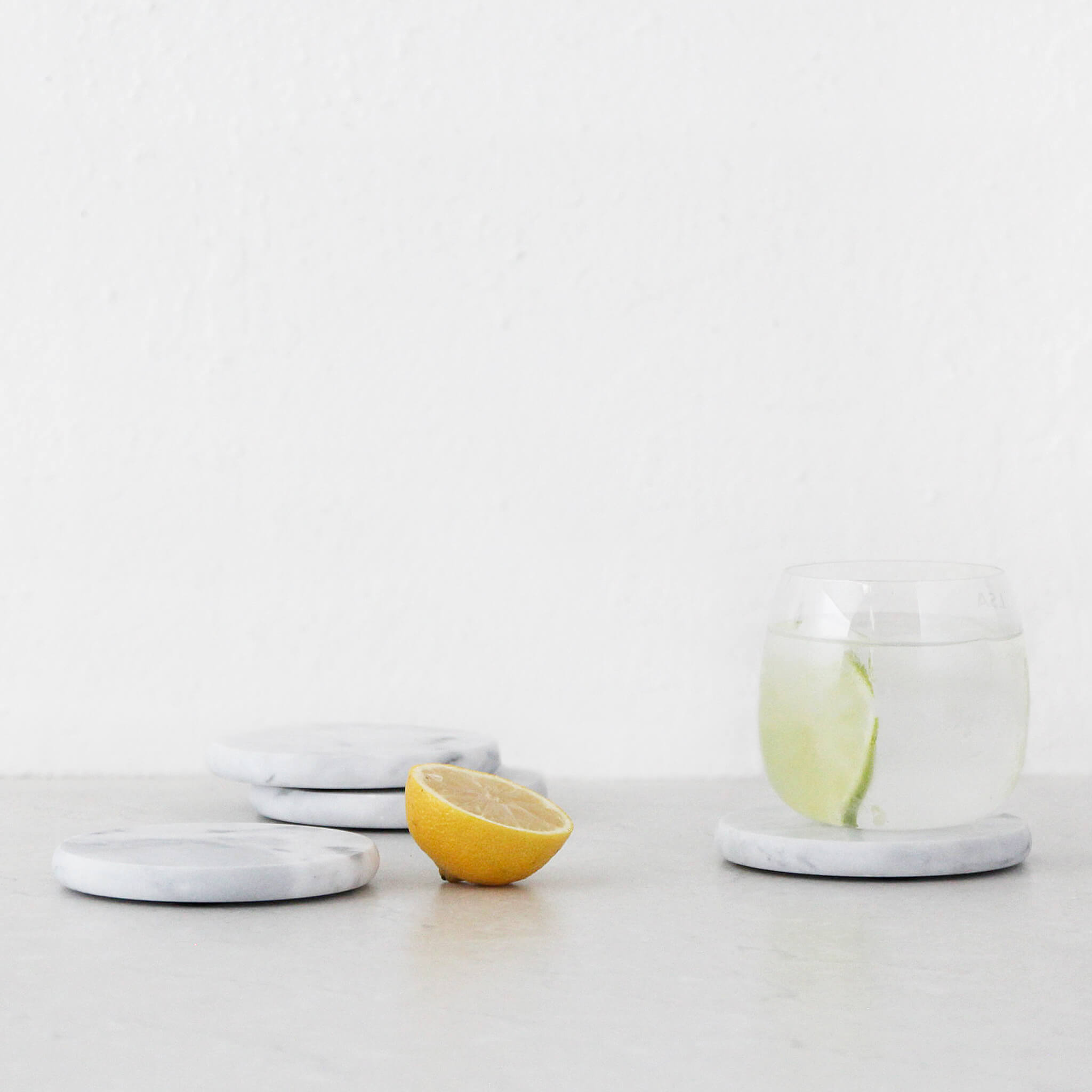 Nuvolo Round Marble Coaster – Ash Grey Marble - Image 1