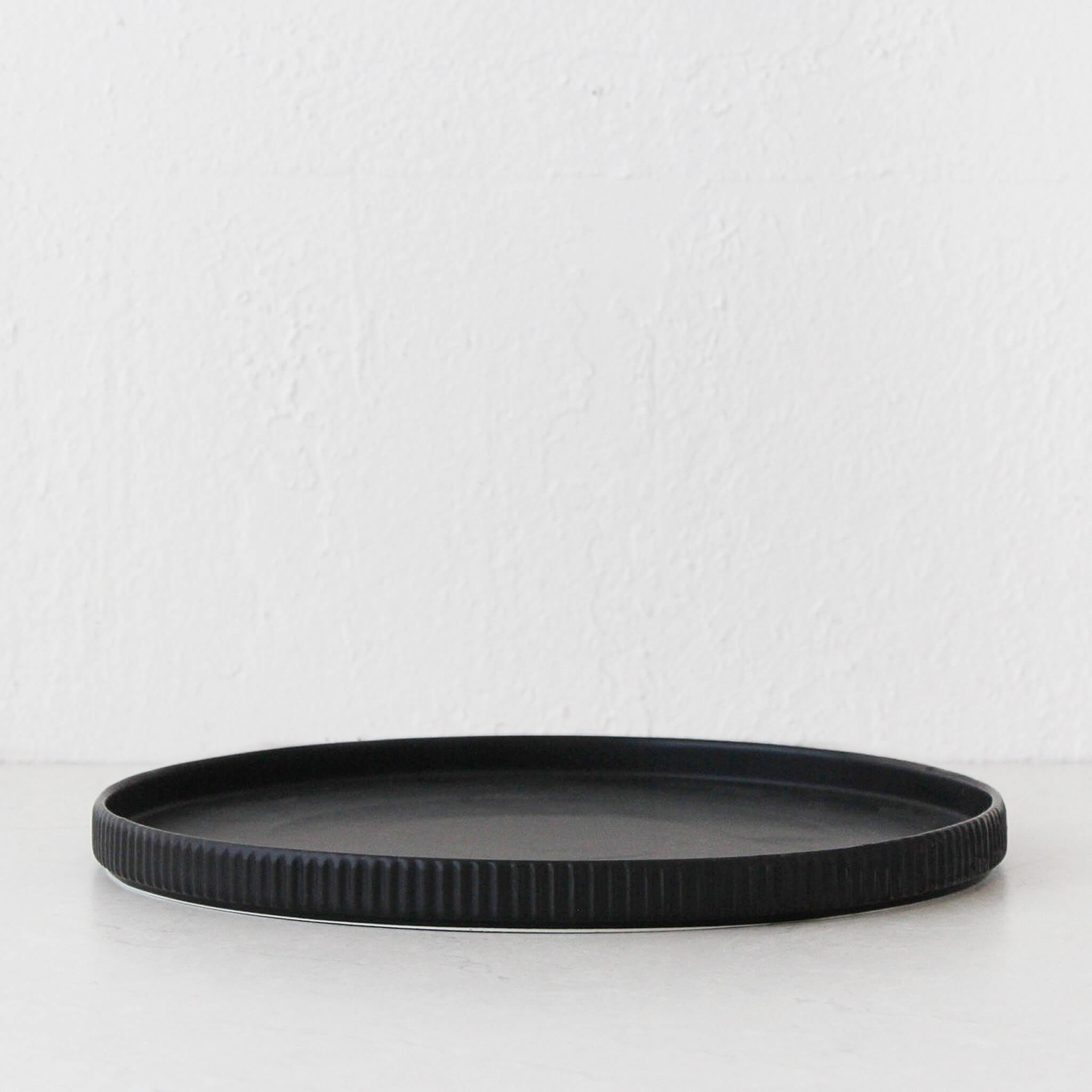 Ceramic Round Ribbed Platter – Matte Black