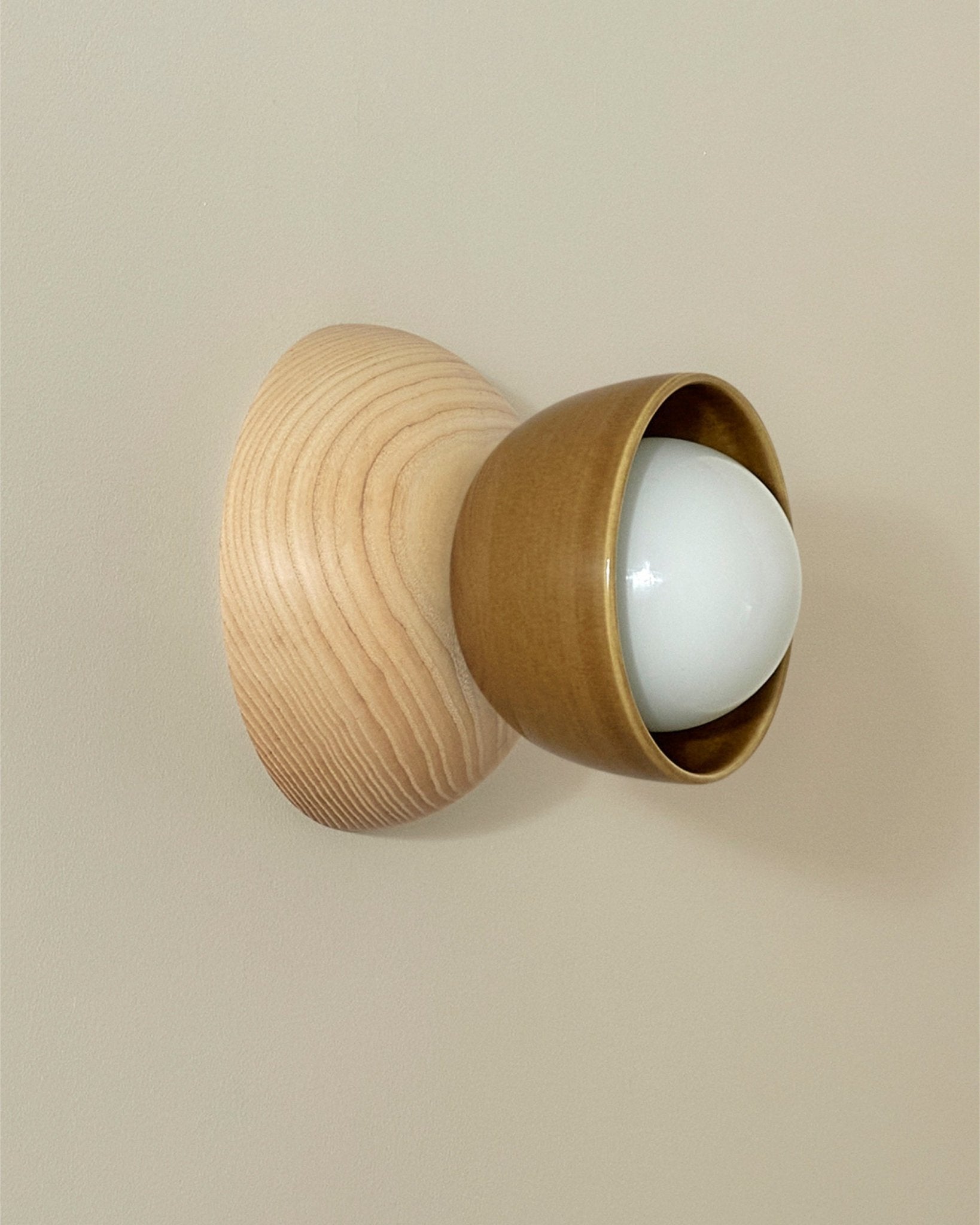 Handmade Ceramic Wall Light | Terra 0