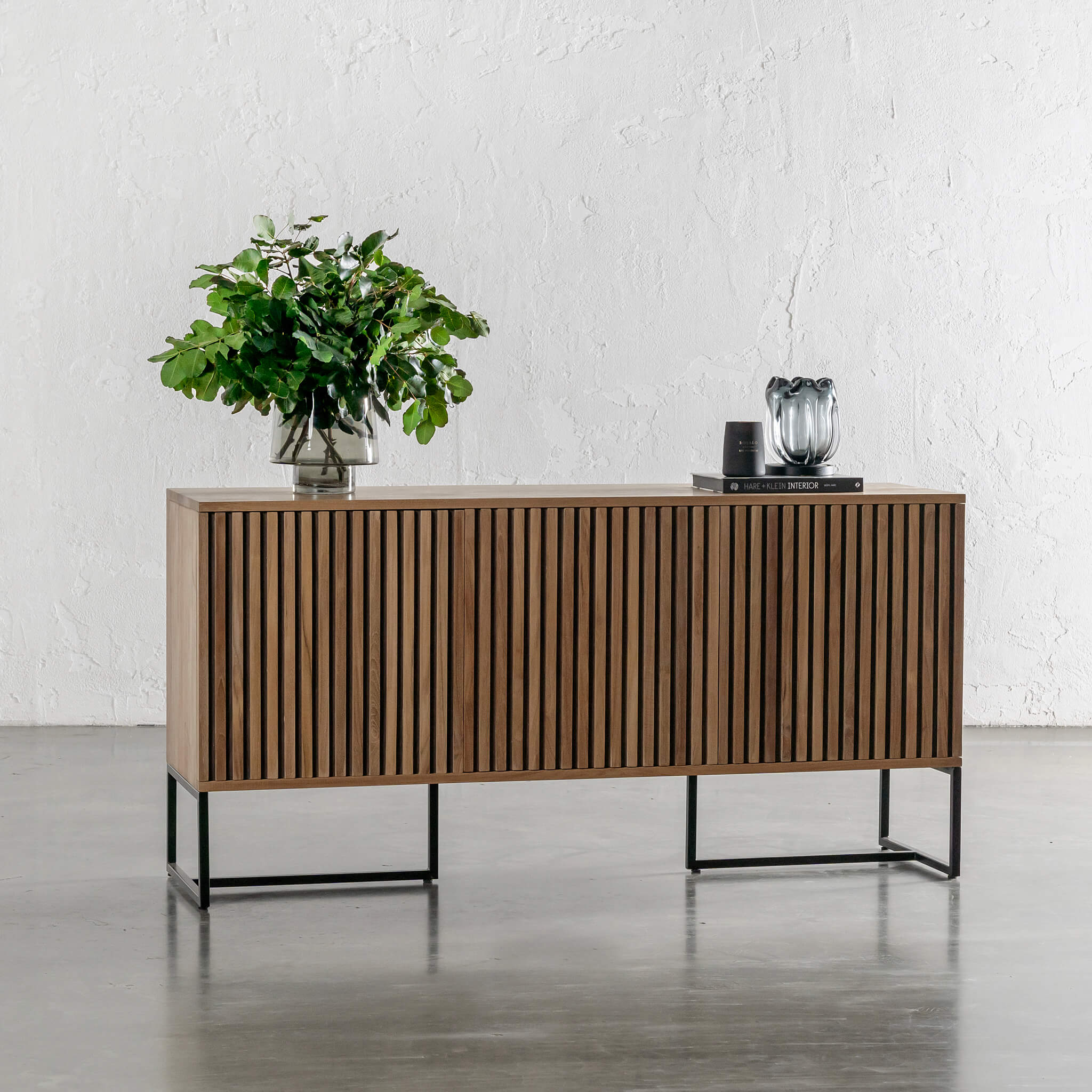 Sigli Buffet – 3 Doors