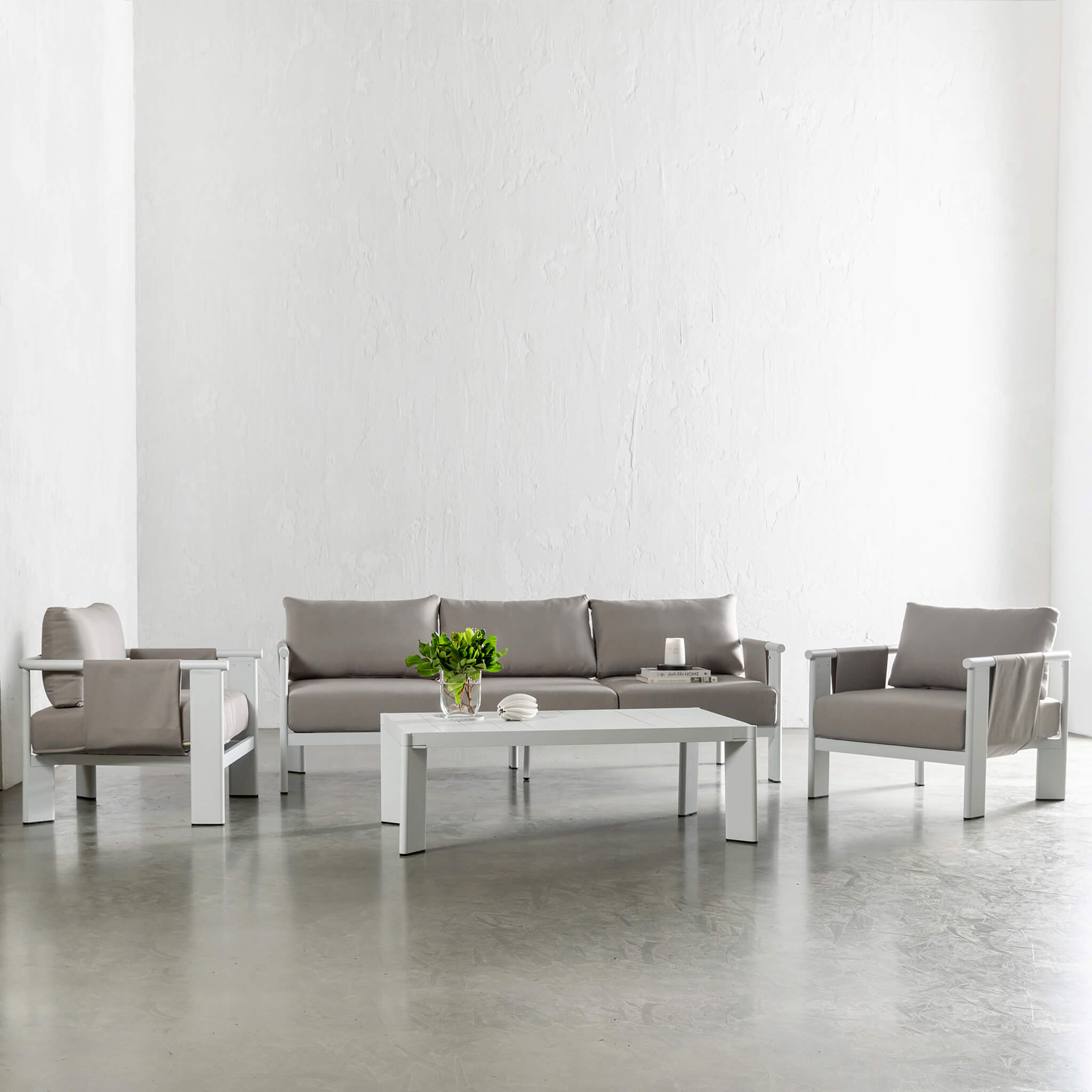 Paloma Contempo Outdoor 4 Piece Lounge Bundle – White Aluminium Frame