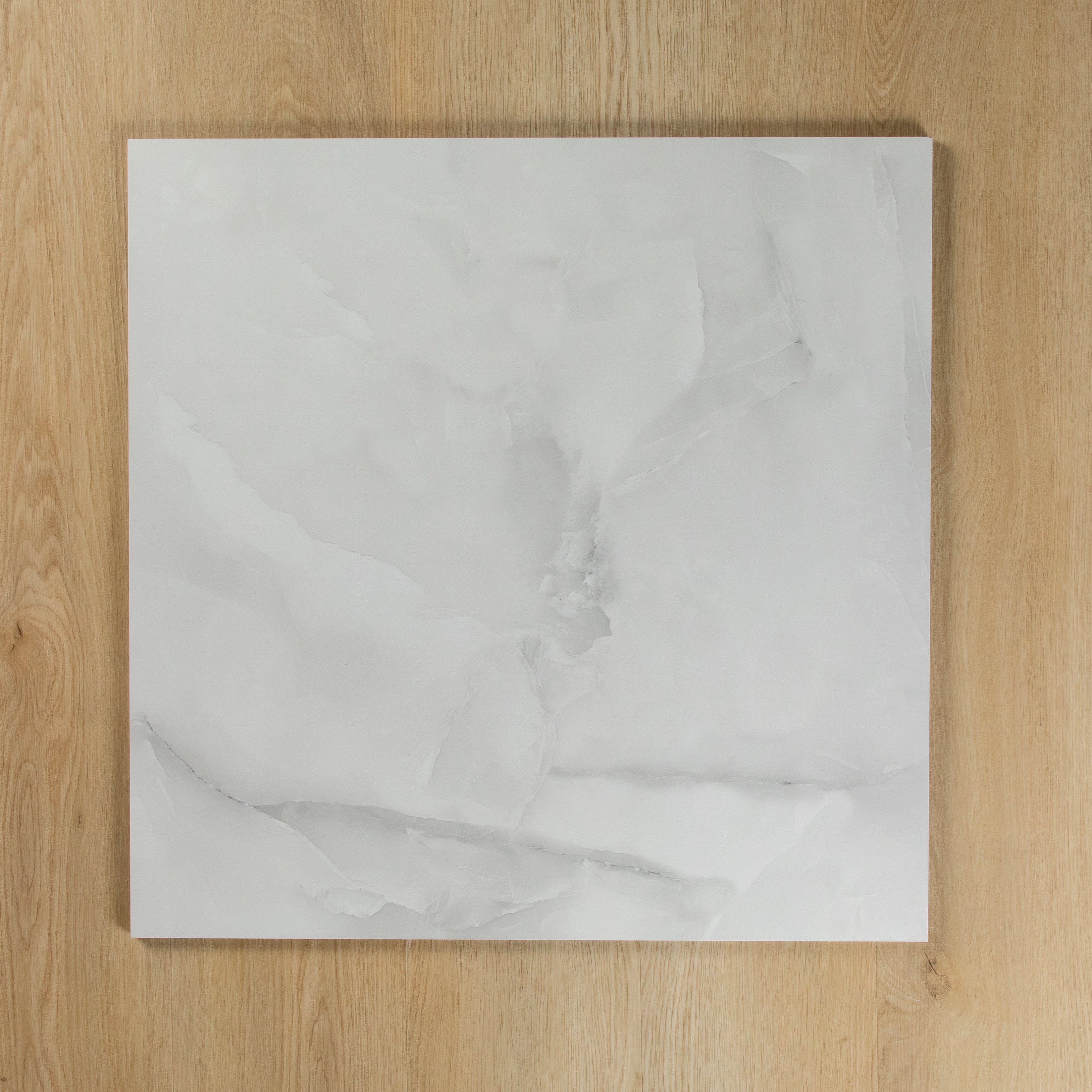 Petah Onyx Light Grey Matte